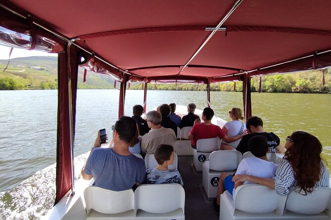 1-Hour Boat Trip Along the Douro River in Pinhão - Good To Know