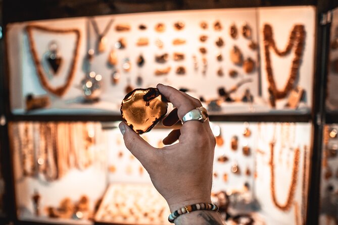 1 Hour Gdansk Amber Workshop Tour - Key Points