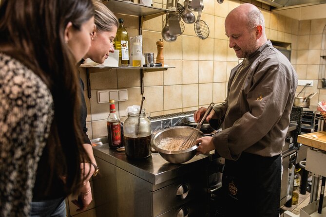1 Hour Traditional Kaiserschmarrn Cooking Class & Tasting in Vienna - Location and Accessibility