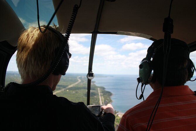 15-Mile Aerial Helicopter Tour Over Duluth and Superior