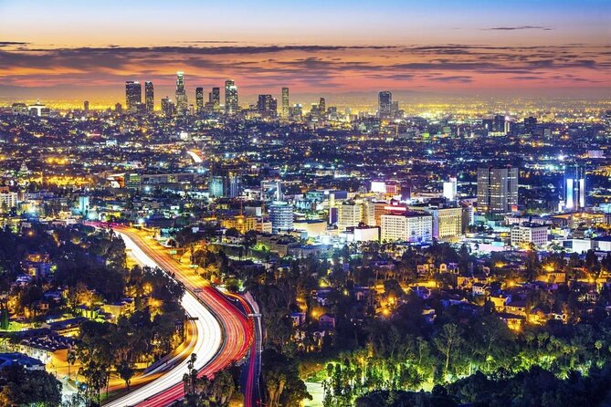 2.5-hour Hollywood Chills Tour – Celebrity Scandals and Cemeteries