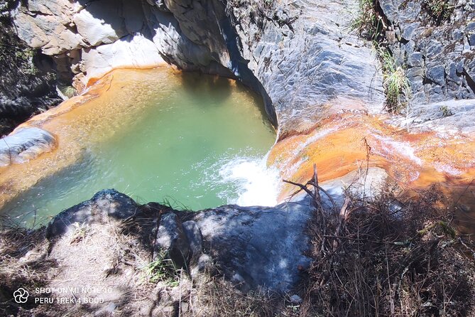 2 Colors Canyon: 1 Full Day PRIVATE Hike