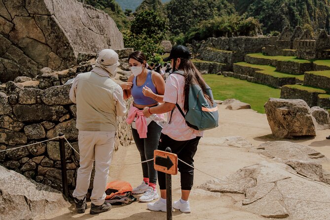 2-Day Private Tour: Sacred Valley and Machu Picchu by Train