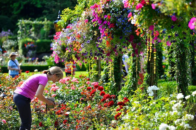 2-Day Victoria & Butchart Gardens Tour With Overnight at the Inn at Laurel Point