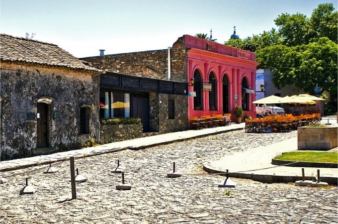 2-Days and 1 Night in Colonia - Pickup and Travel Requirements
