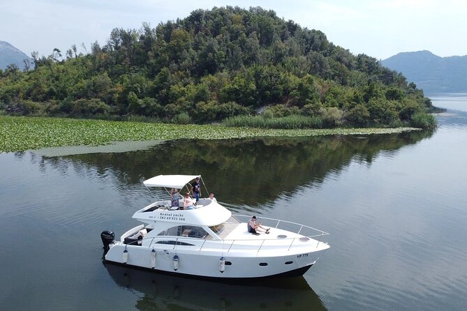 2-Hour Luxury Yacht Tour in Lake Skadar