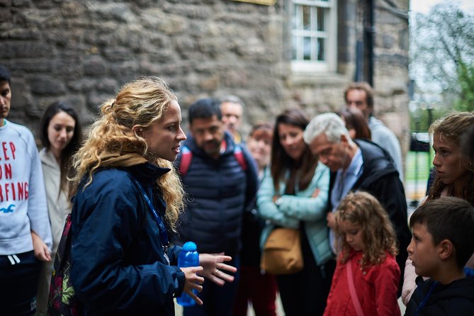 2 Hours Ghost Tour - English Tour Guide - Tour Overview and Highlights