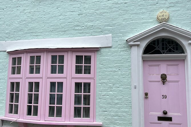 2 Hours History Walking Tour of The Secret Streets in Chelsea - Exploring Chelseas Rich History