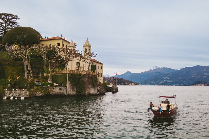 2 Hours Private Boat Tour in the Best Area of Como Lake