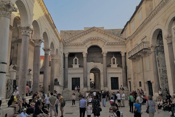 2 Hours Split Walking Tour With Free Food Tasting - Tour Highlights