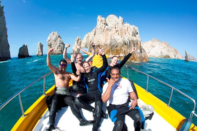 2 Tank Tour in Cabo San Lucas Reserve, Certified Divers With MANTA
