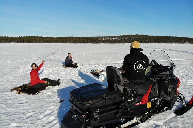 3 Days Raid Snowmobile in Finnish Lapland