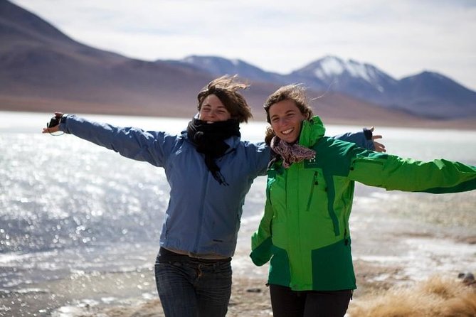 4-Day Uyuni Salt Flats & Desert Adventure From San Pedro De Atacama to La Paz