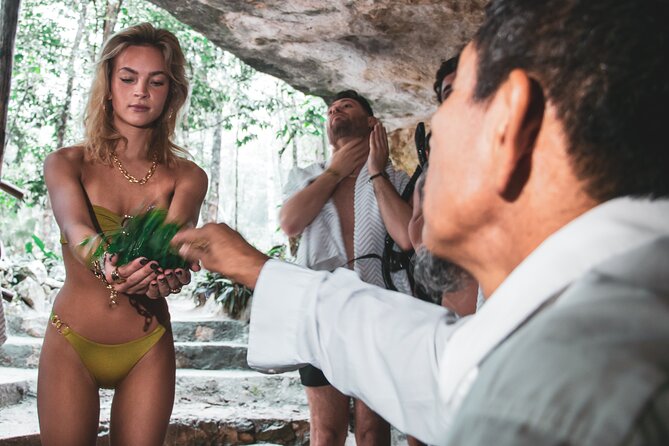 4-Hour Cenotes Tour With Hotel Pickup in Riviera Maya