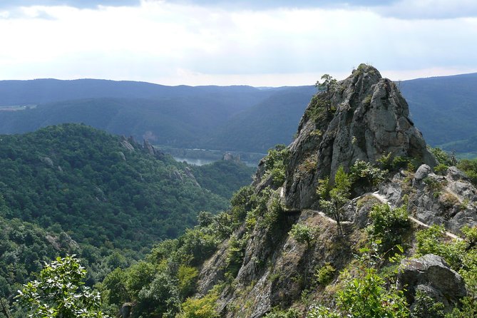 4-Hour Private Alpine Hiking Tour in the Footsteps of King Lionheart - Tour Overview