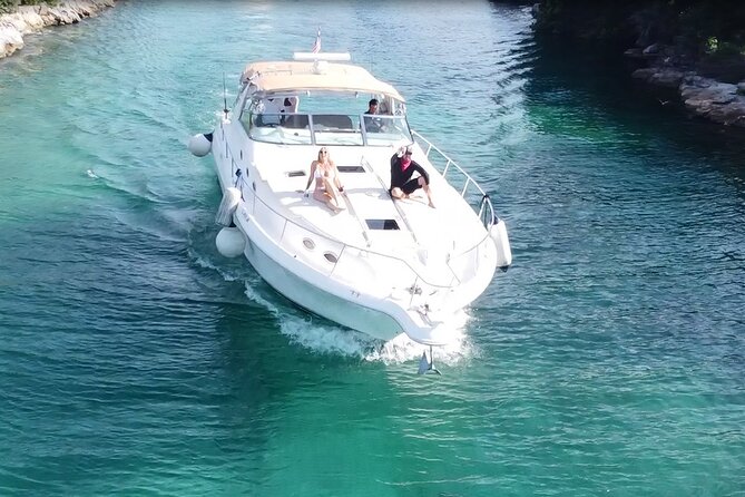 4 Hours – Private 48FT Yacht All Inclusive in Tulum and Playa Del Carmen