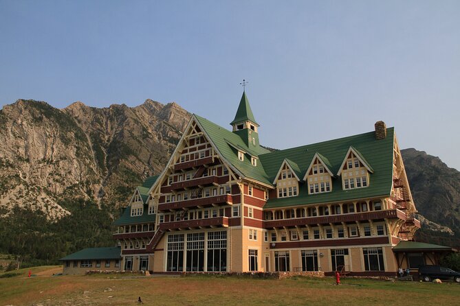 5 Days Hiking Trip in Waterton - Trip Overview