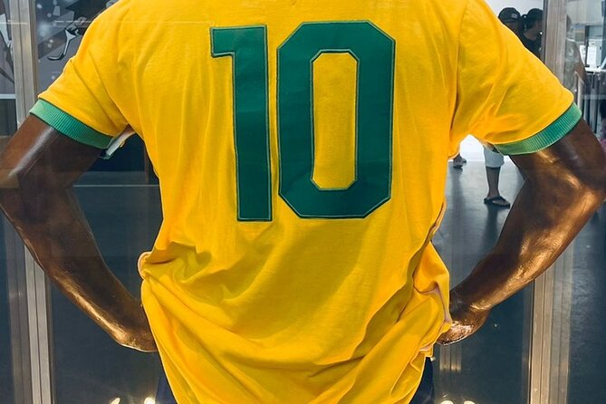 5-hour Pelé Private Tour: The King of Football