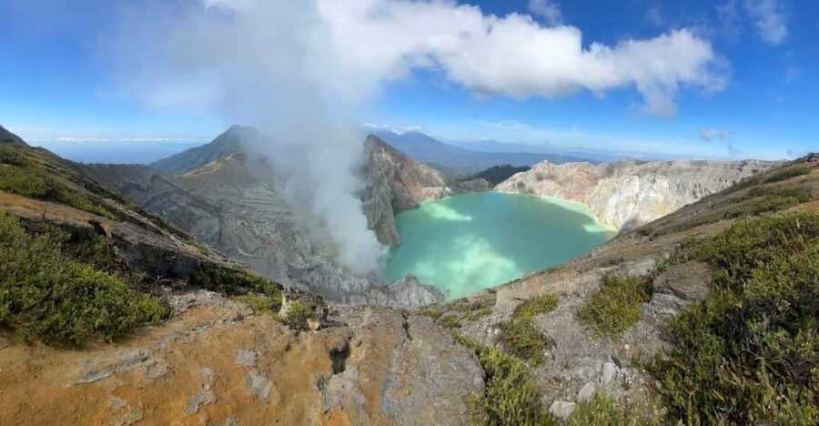 5D Borobudur,Prambanan, Tumpaksewu, Bromo, Ijen Tour to Bali