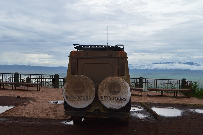6 Days Safari : Manyara, Ngorongoro, Serengeti & Tarangire National Park