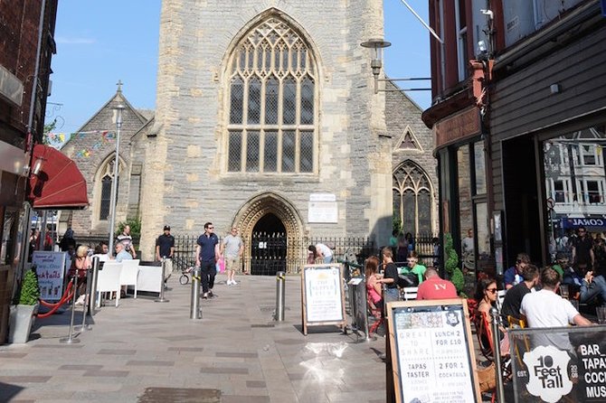 A Journey Through Tudor Cardiff: a Self-Guided Audio Tour