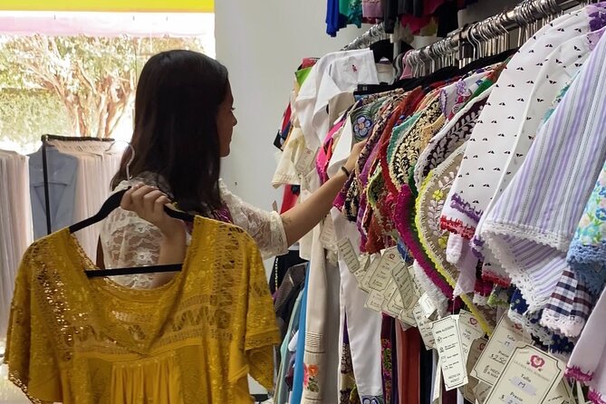 A Piece of Oaxaca: Guided Tour With Crafts Elaboration