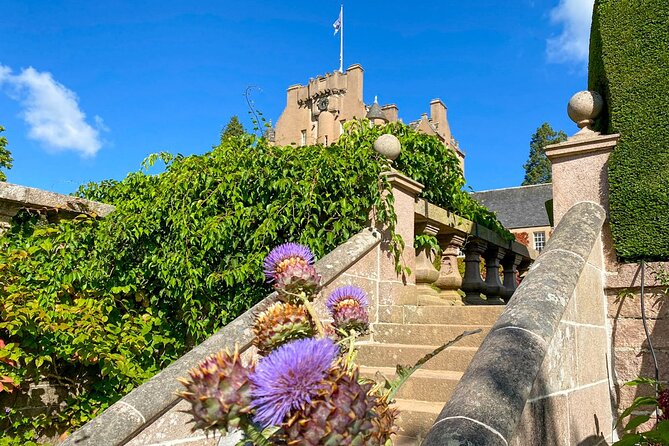 Aberdeen & Shire Castle & Distillery Private Group One Day Tour