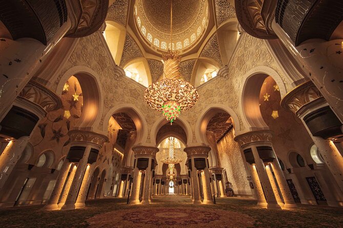 Abu Dhabi – Sheikh Zayed Grand Mosque Tour In A Private Vehicle