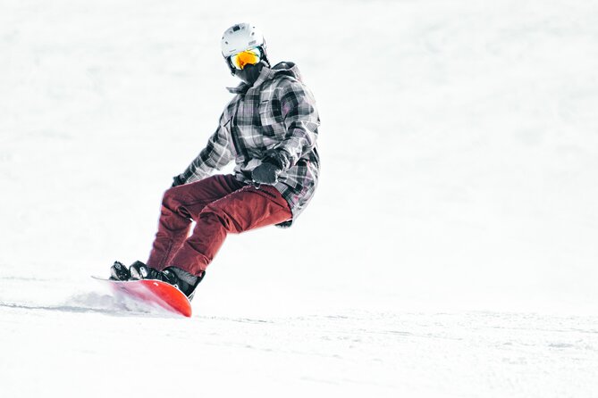 Adult and Youth Snowboard Rental Packages in Breckenridge