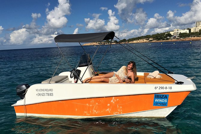 Adventurecat Half Day Tour – Boat Rental – No License Required.