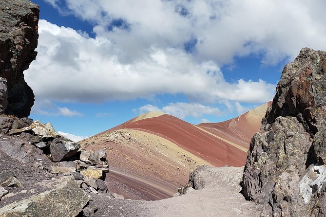 Afternoon Tour to the Rainbow Mountain – Vinicunca