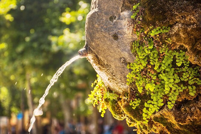 Aix-en-Provence Scavenger Hunt and Sights Self-Guided Tour