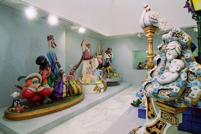Alicante Through Its Museums With an Aperitivo - Tour Overview