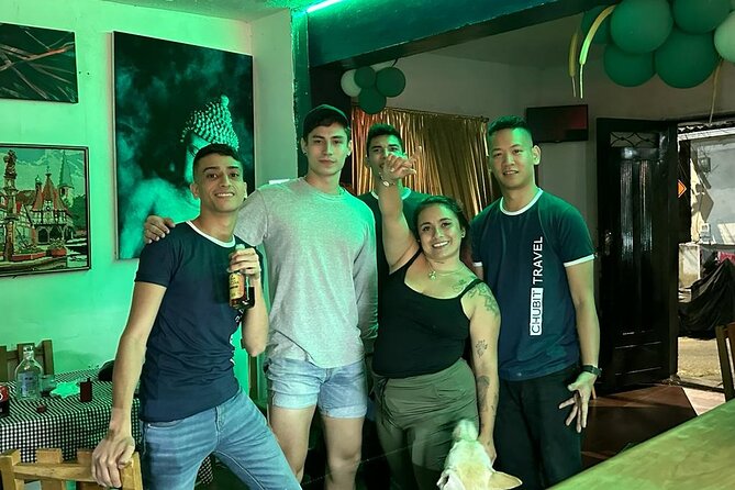 All-Inclusive Comuna 13 Nightlife Bar Crawl With Locals