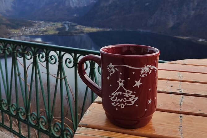 Alpine Christmas Dream: Hallstatt & St.Wolfgang Private Tour