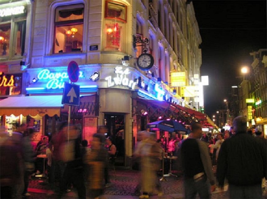 Amsterdam: Red Light District and Local Pub Tour