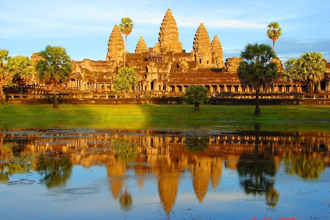 Angkor Wat Full-Day Private Tour