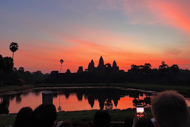 Angkor Wat Sunrise Join-in Tour