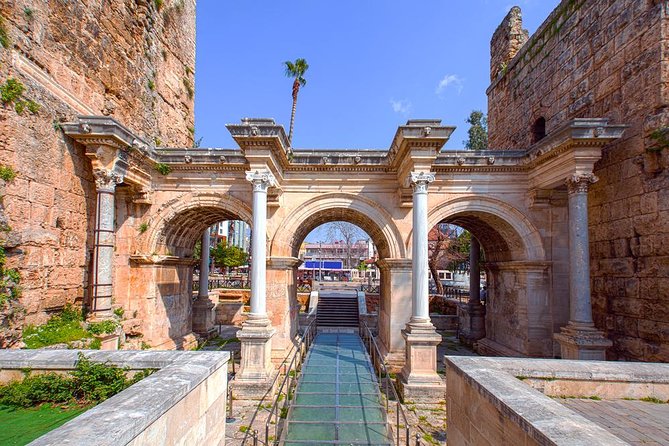 Antalya Aquarium Admission With Optional City Tour and Duden Waterfall