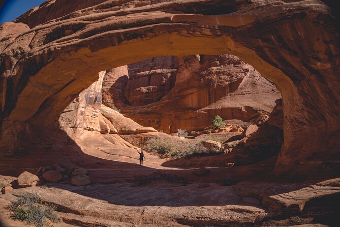 Arches Full Day Small Group Tour