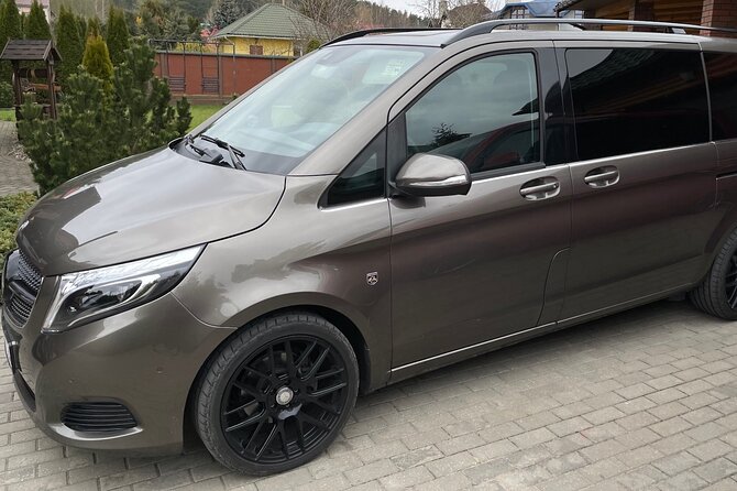 Arrival Private Transfer Bologna Airport BLQ to San Marino by Business Van
