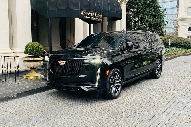 Arrival Transfer: Newark Airport EWR to New York by Luxury SUV