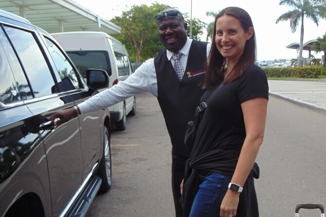 Bahamas Airport One Way Private Transportation (Departure Only)