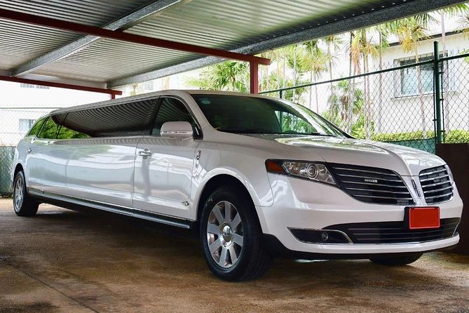 Barbados Luxury Airport Transfer Limousine Up To 10 Passengers - Service Overview