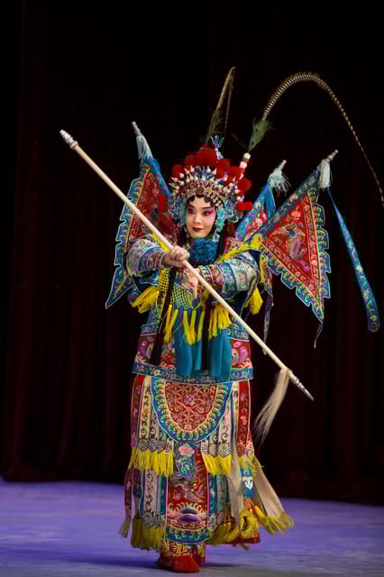 Beijing Evening Tour Of Peking Opera With Transfer