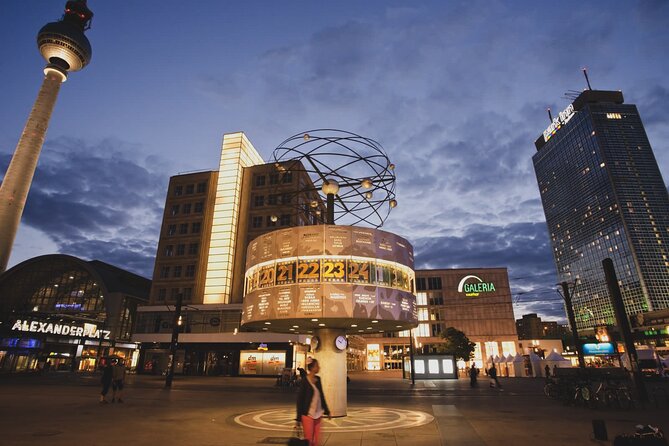Berlin by Night Private Tour – All Must-See Sites Magically Lit Up at Night