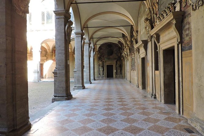 Bologna Highlights, City Walking Tour With Private Guide