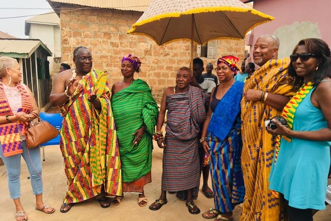 Bonwire Namimg Ceremony and Kente Tourist Center