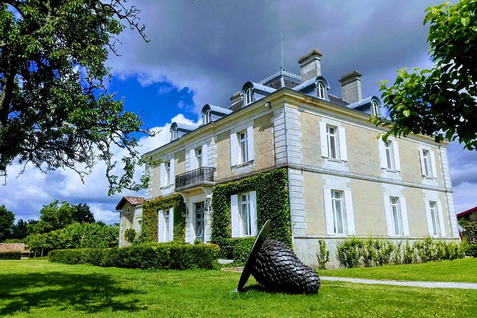 BORDEAUX Region UNCORKED – Private Premium Enological Adventure