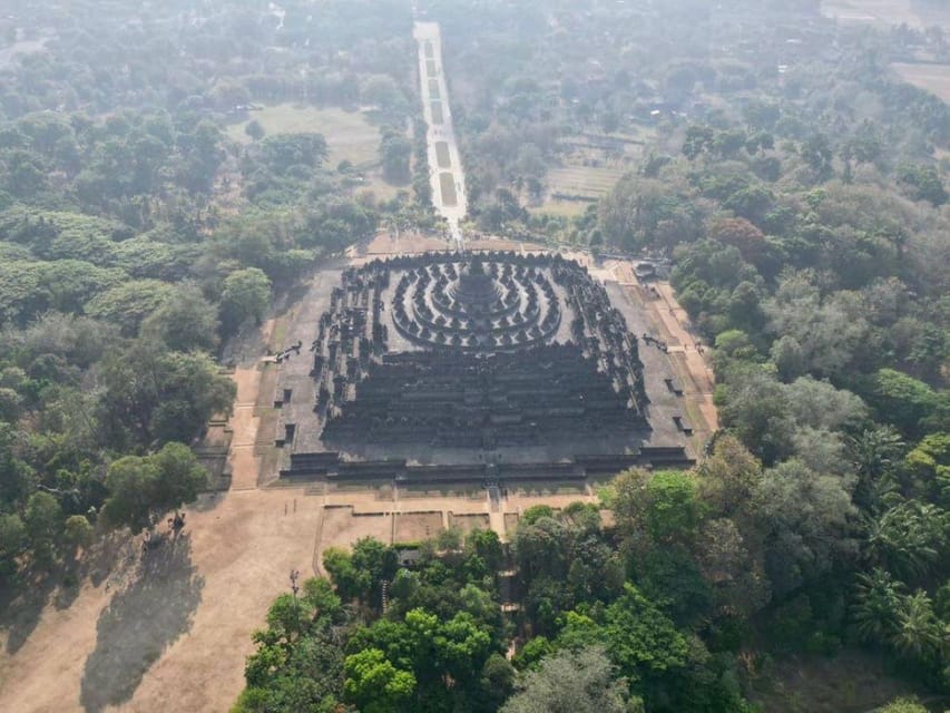 Borobudur Merapi Lava Tour and Prambanan Transport
